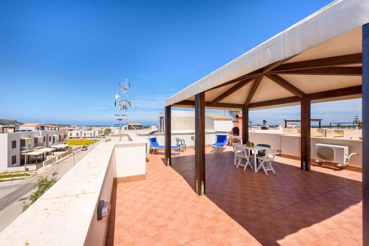 I Tre Golfi - Appartamenti Con Terrazzo Fino A 800 Mt Dal Mare Сан-Вито-Ло-Капо Экстерьер фото